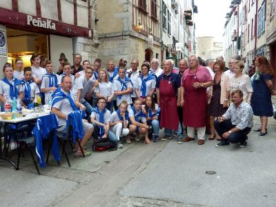 Kiwanis et tour dr France des jeunes cyclistes d'Abbeville Kiwanis et jeunes cyclistes d'Abbeville